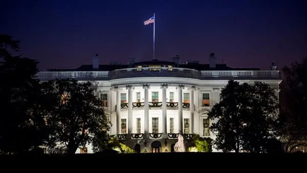 white-house.night_.gettystock600.jpg